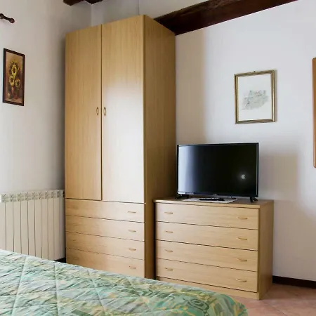 Locazione Turistica Fattoria La Tartufaia Apartment